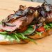 Steak sandwich med salat og aioli